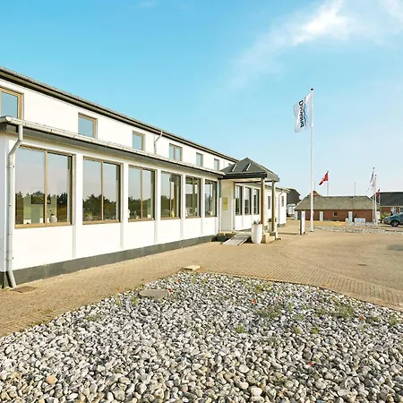 Holiday In A Holiday Park In 펜션 Ulfborg